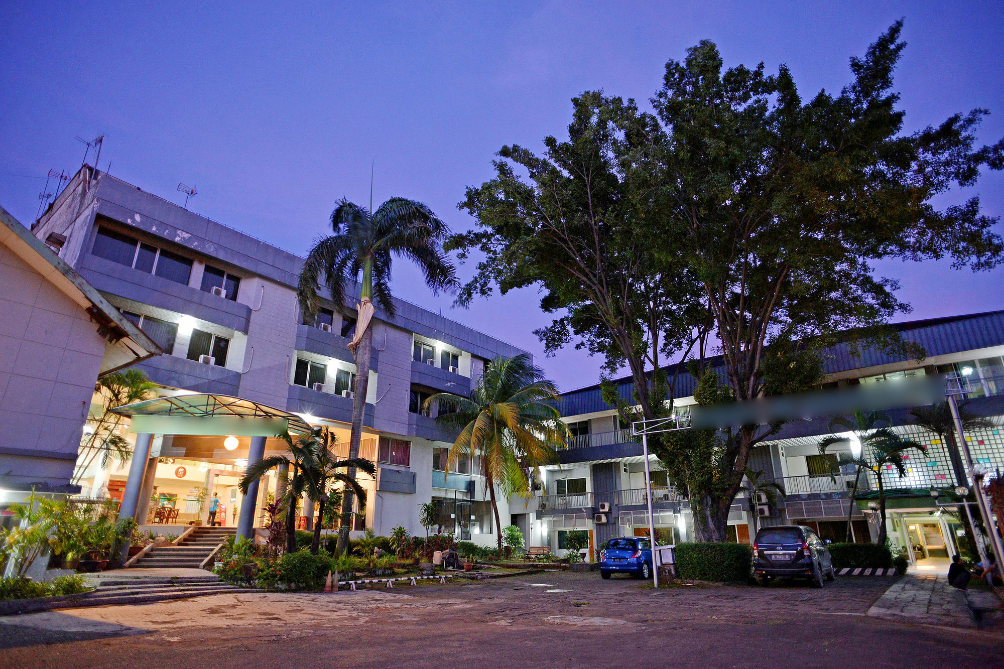 Reddoorz Plus Near Kebayoran Baru Blok S จาการ์ตา ภายนอก รูปภาพ