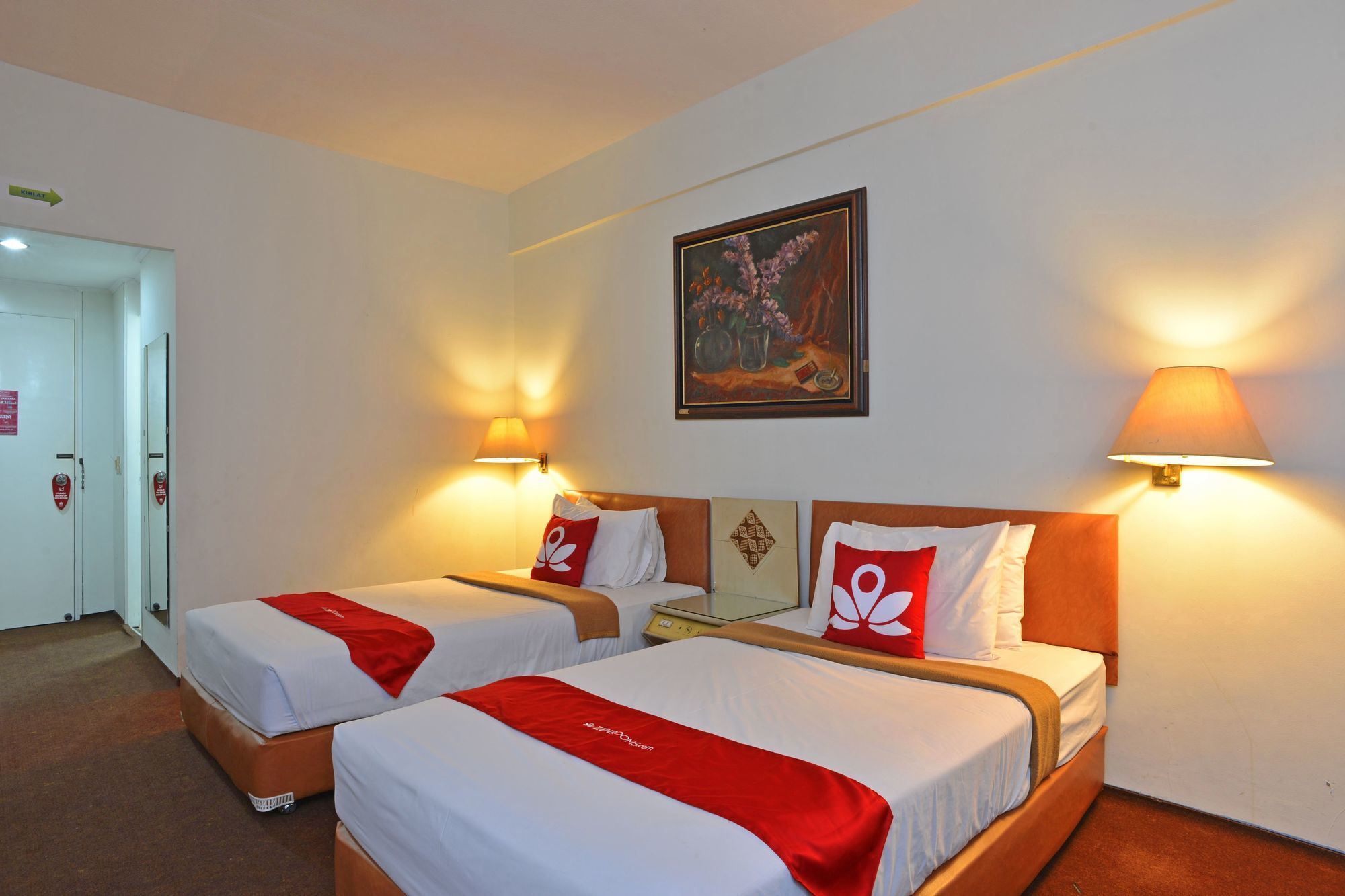 Reddoorz Plus Near Kebayoran Baru Blok S จาการ์ตา ภายนอก รูปภาพ